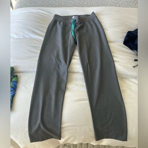 Figs women’s XS Livingston Basic